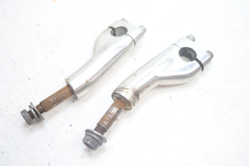 photo de PONTET DE GUIDON YAMAHA XV VIRAGO 535 (1988 - 2004) - Vue principale
