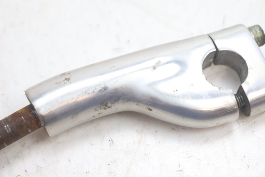 photo de PONTET DE GUIDON YAMAHA XV VIRAGO 535 (1988 - 2004) - Détails caractéristiques