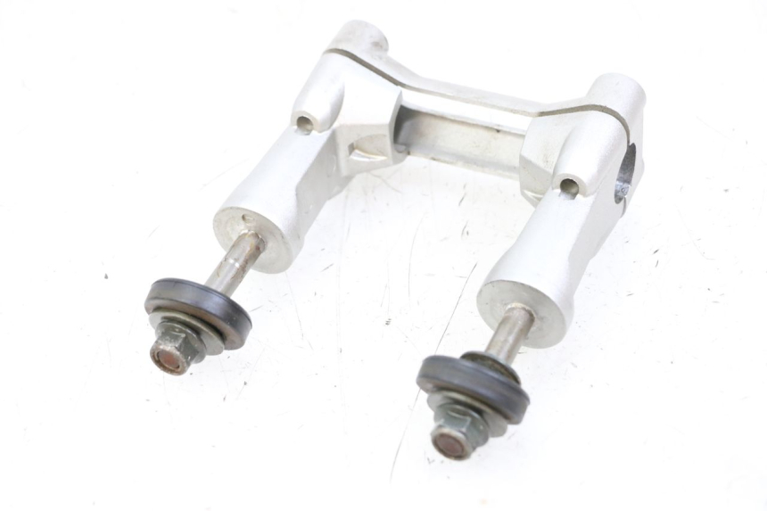 photo de PONTET DE GUIDON YAMAHA FZ1 FAZER 1000 (2007 - 2009)
