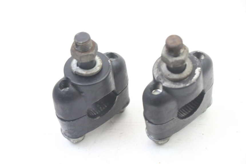 photo de PONTET DE GUIDON YAMAHA SR 125 (1982 - 2003)