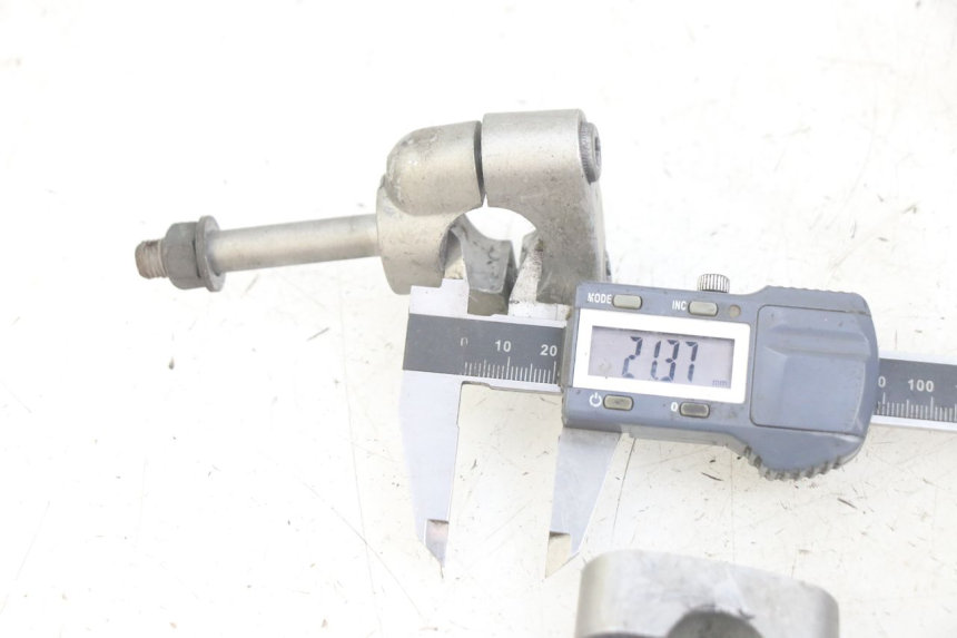 photo de PONTET DE GUIDON YAMAHA XJN DIVERSION 600 (2000 - 2003)