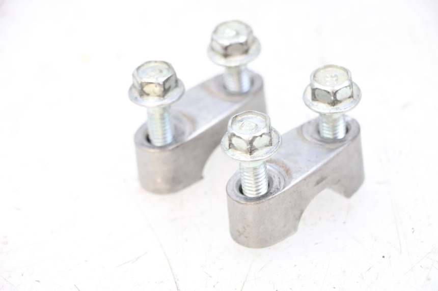 photo de PONTET DE GUIDON YAMAHA YFM R RAPTOR 250 (2008 - 2014) - Vue principale