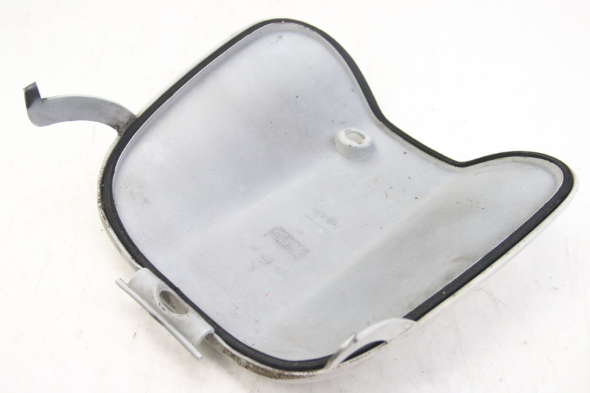 photo de PORTE BOITE A GANTS APRILIA SCARABEO 4T 50 (2009 - 2017)