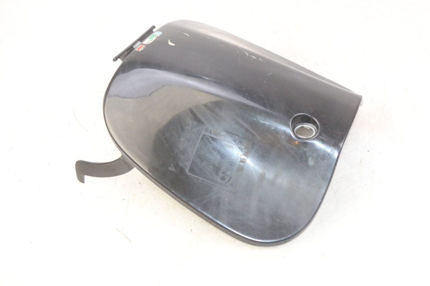 photo de PORTE BOITE A GANTS APRILIA SCARABEO 100 (2003 - 2012)