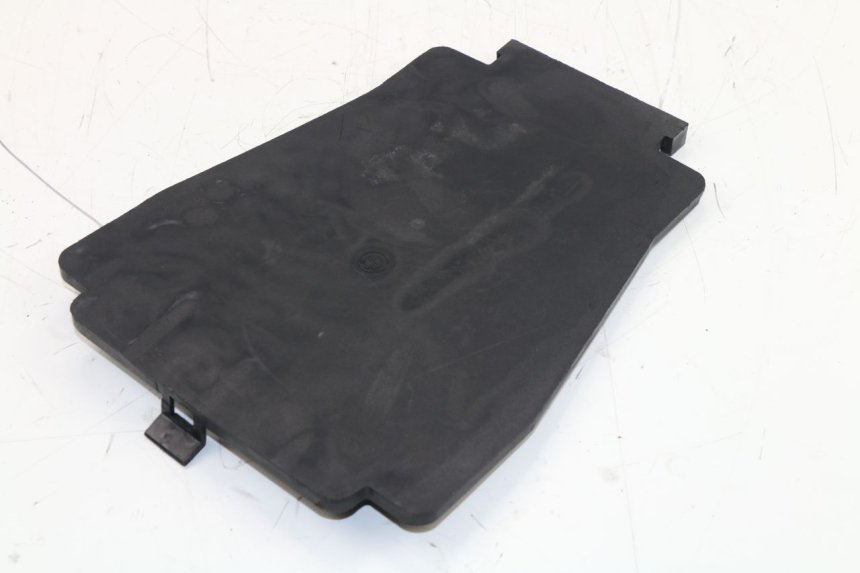 photo de PORTE BOITE A GANTS BMW K100 1000 (1982 - 1990)
