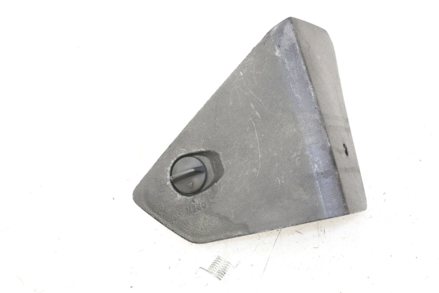 photo de PORTE BOITE A GANTS KYMCO DINK STREET 125 (2009 - 2014)