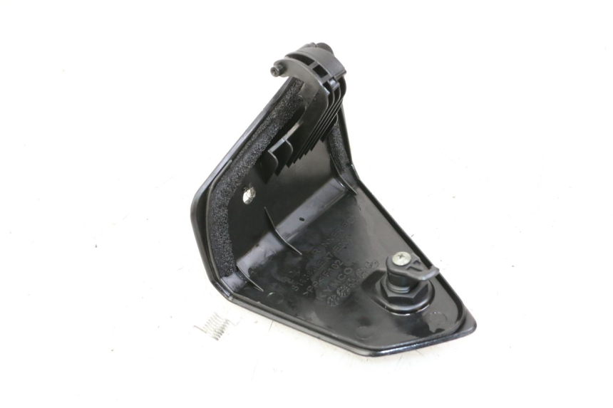 photo de PORTE BOITE A GANTS KYMCO DINK STREET 125 (2009 - 2014)