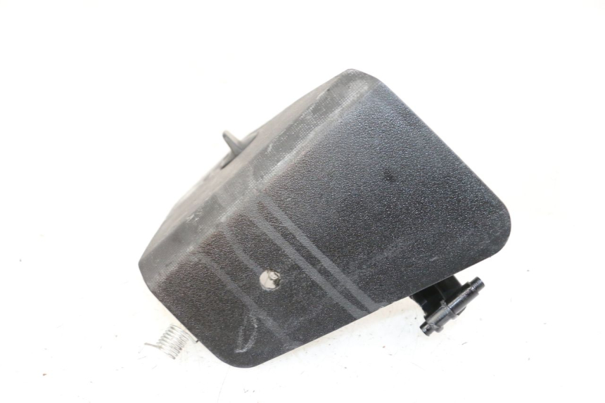 photo de PORTE BOITE A GANTS KYMCO DINK STREET 125 (2009 - 2014)