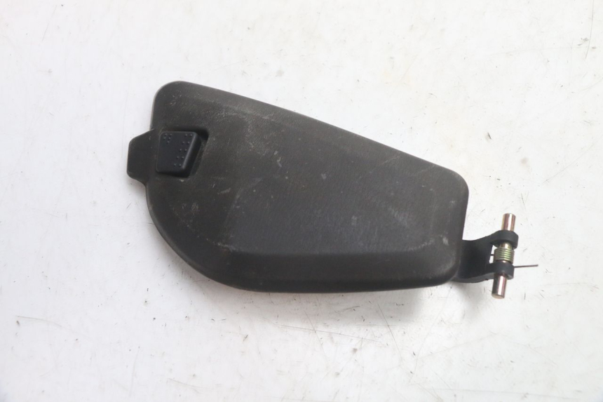 photo de PORTE BOITE A GANTS SYM GTS EVO 125 (2009 - 2013) - Vue principale