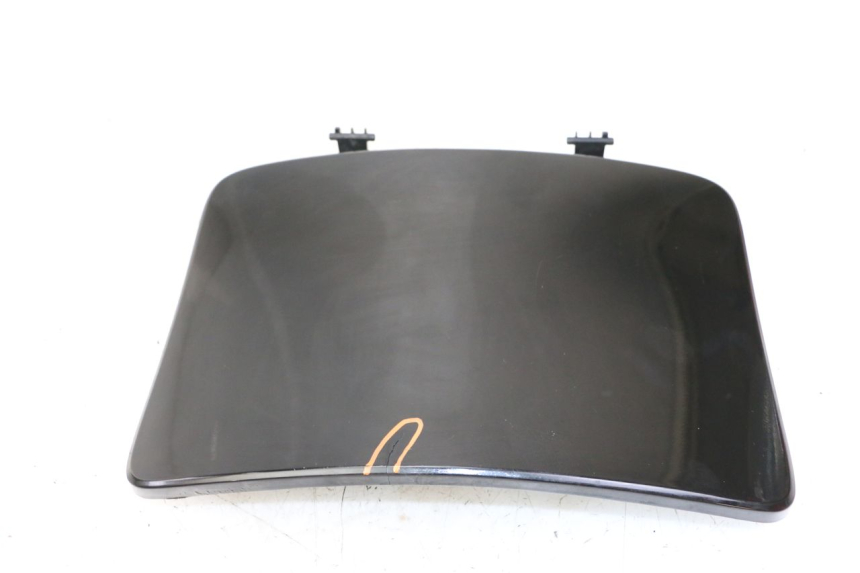 photo de PORTE BOITE A GANTS KYMCO PEOPLE S 125 (2000 - 2008)