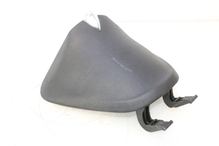 photo de PORTE BOITE A GANTS PIAGGIO LIBERTY IGET 4T 50 (2015 - 2020) - État de surface