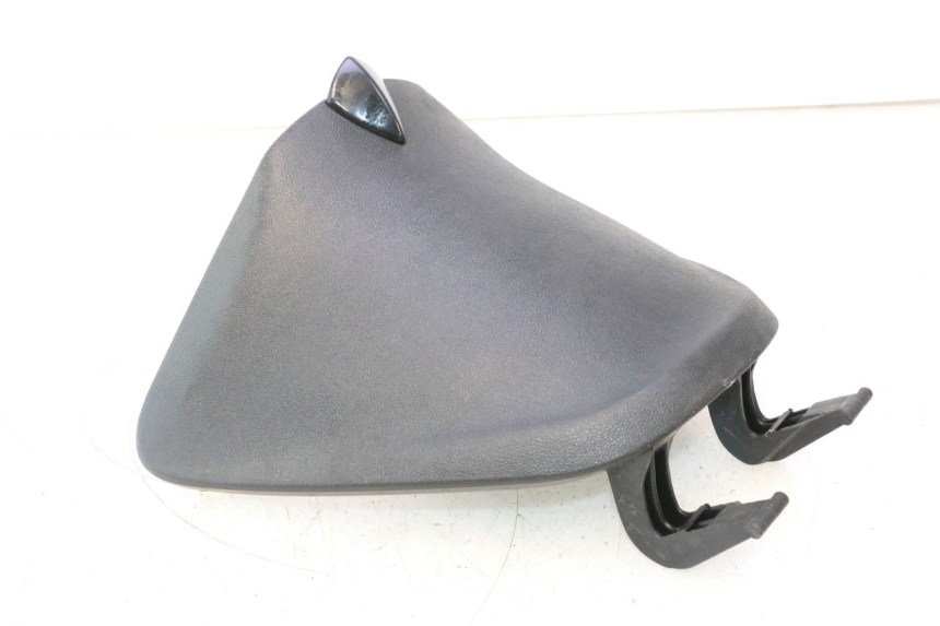 photo de PORTE BOITE A GANTS PIAGGIO LIBERTY IGET 4T 50 (2021 - 2025) - Détail de la pièce