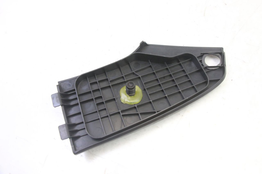 photo de PORTE BOITE A GANTS HONDA NTV DEAUVILLE 650 (2001 - 2006)