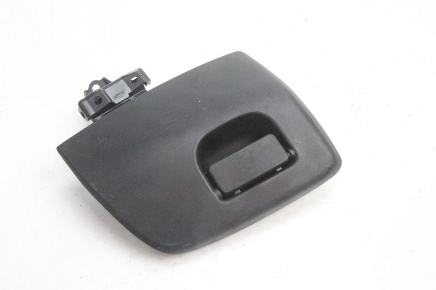 photo de PORTE BOITE A GANTS HONDA PCX (JF28) 125 (2009 - 2011) - Vue principale