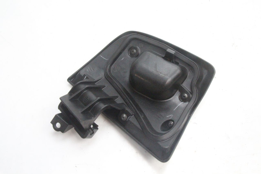 photo de PORTE BOITE A GANTS HONDA PCX (JF28) 125 (2009 - 2011) - Vue d’ensemble