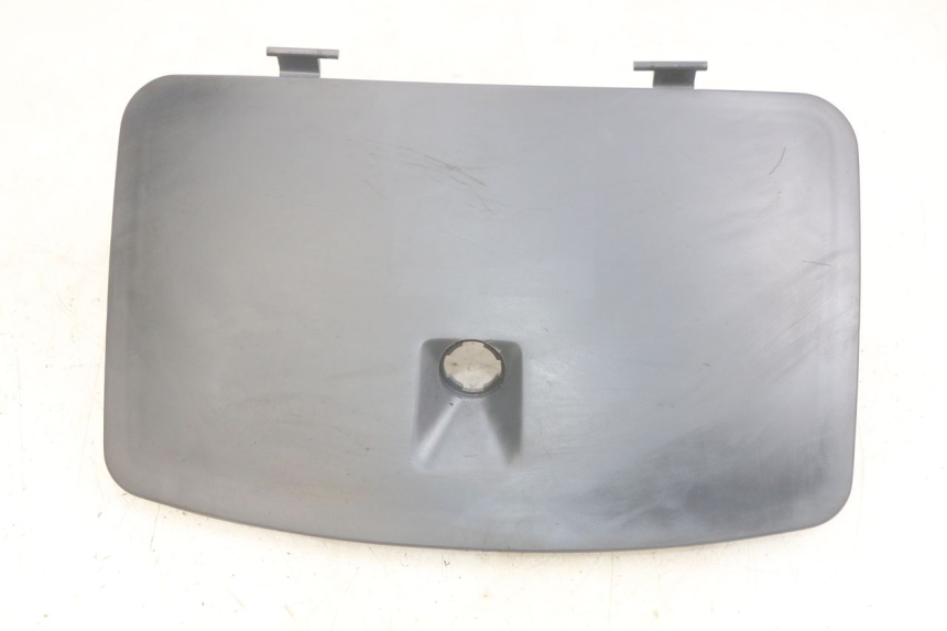 photo de PORTE BOITE A GANTS PEUGEOT SV 125 (1991 - 1994)
