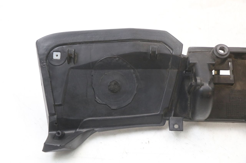 photo de PORTE BOITE A GANTS PIAGGIO MP3 HPE 350 (2018 - 2020)