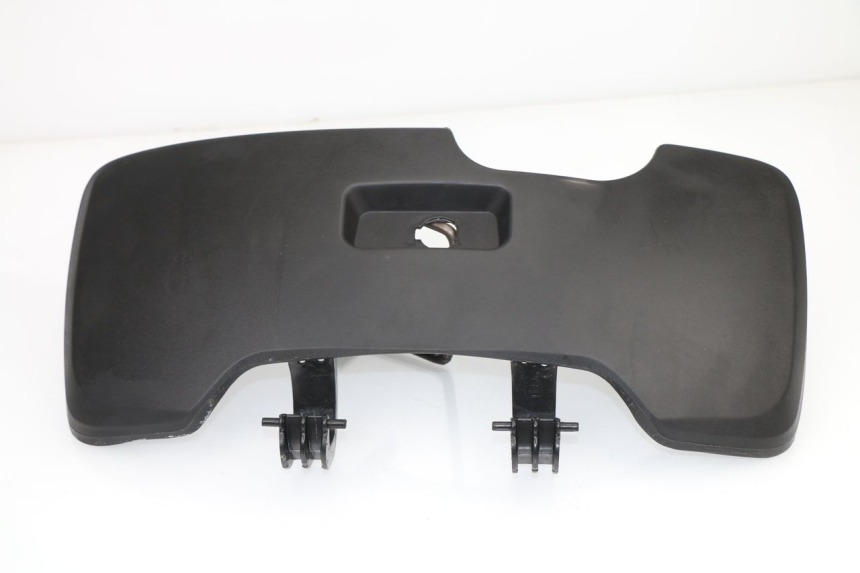 photo de PORTE BOITE A GANTS SYM GTS 250 (2005 - 2008)