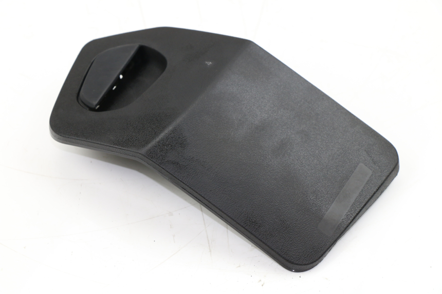 photo de PORTE BOITE A GANTS YAMAHA CYGNUS X 125 (2004 - 2007)