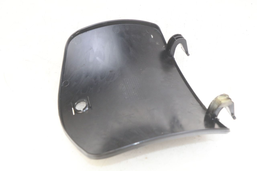 photo de PORTE BOITE A GANTS YIYING YY125T 125 (2006 - 2014)