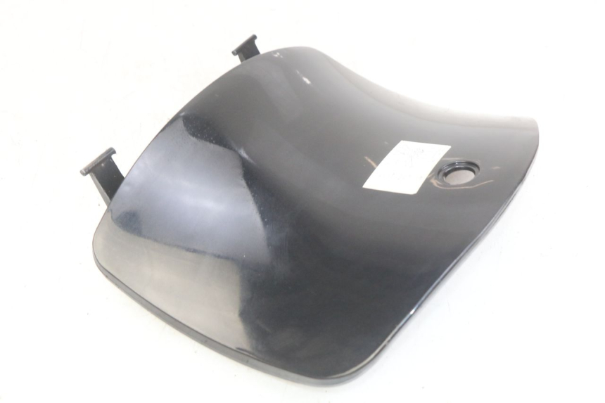 photo de PORTE BOITE A GANTS YIYING YY125T 125 (2006 - 2014)