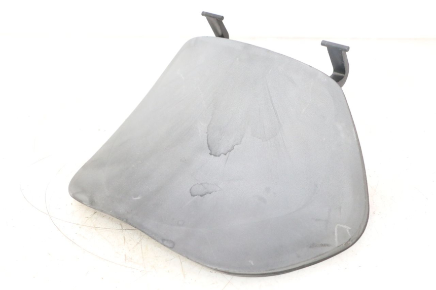 photo de PORTE BOITE A GANTS PIAGGIO ZIP IGET 4T 50 (2021 - 2023) - Points de fixation