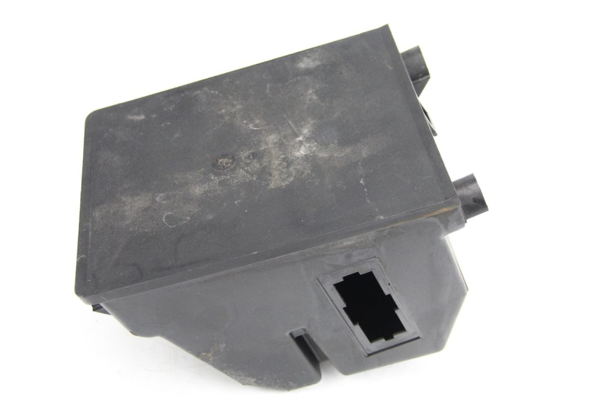 photo de PORTE FUSIBLE BMW K100 1000 (1982 - 1990)