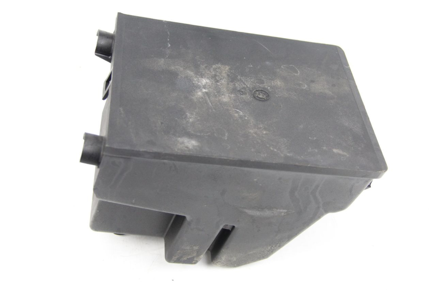 photo de PORTE FUSIBLE BMW K100 1000 (1982 - 1990)