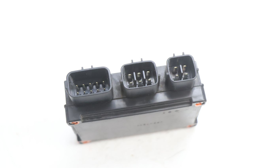photo de PORTE FUSIBLE KAWASAKI ER-6 ER6 N 650 (2005 - 2009) - Zoom état d’usage