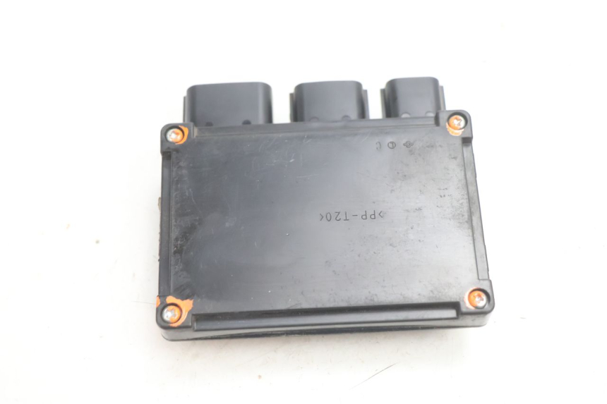 photo de PORTE FUSIBLE KAWASAKI ER-6 ER6 N 650 (2005 - 2009) - Autre angle de vue
