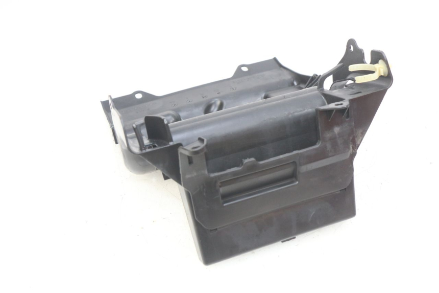 photo de PORTE FUSIBLE HONDA INTEGRA NC D 750 (2016 - 2018)