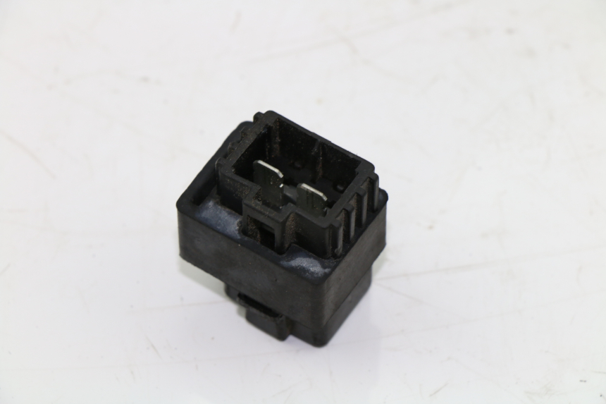 photo de PORTE FUSIBLE HYOSUNG COMET GT 125 (2002 - 2007)