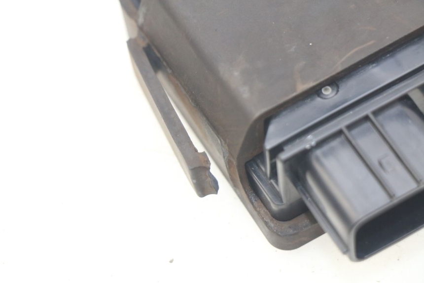 photo de PORTE FUSIBLE KAWASAKI Z 650 (2016 - 2019)