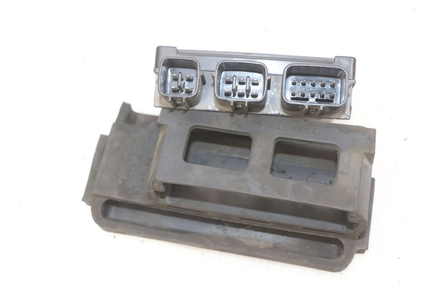 photo de PORTE FUSIBLE KAWASAKI Z 750 (2007 - 2013)