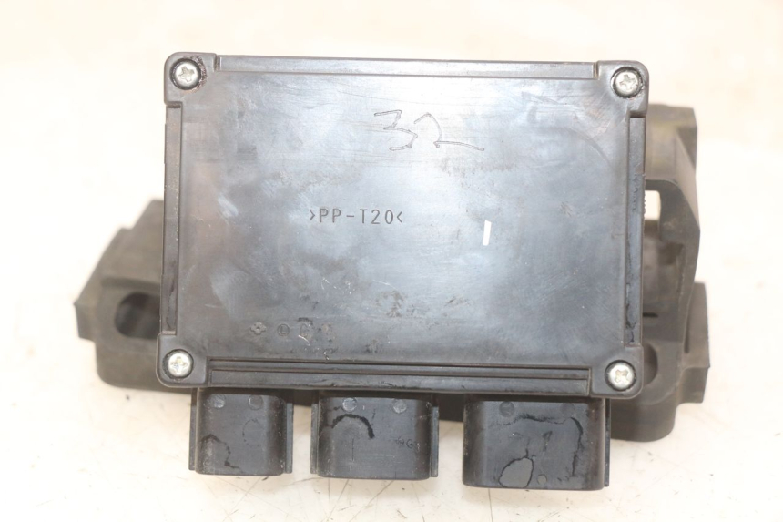 photo de PORTE FUSIBLE KAWASAKI Z 750 (2007 - 2013)