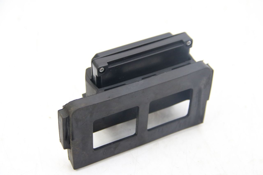 photo de PORTE FUSIBLE KAWASAKI Z ABS 1000 (2014 - 2020)