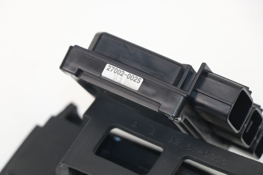 photo de PORTE FUSIBLE KAWASAKI Z800 Z ABS 800 (2013 - 2017)