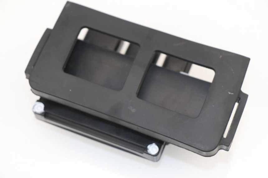 photo de PORTE FUSIBLE KAWASAKI Z800 Z ABS 800 (2013 - 2017)