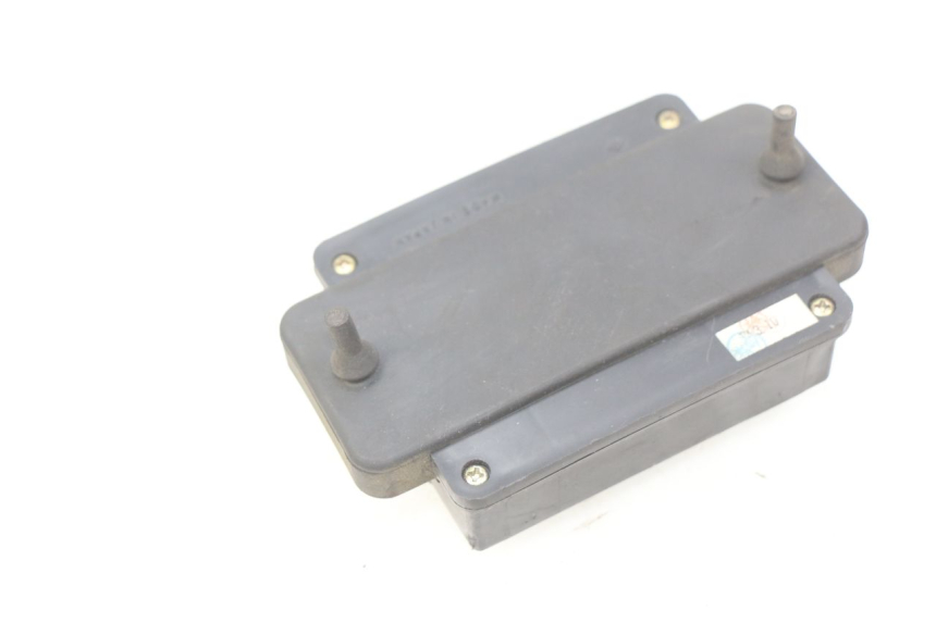 photo de PORTE FUSIBLE KAWASAKI ZR7 ZR-7 S 750 (1999 - 2004)