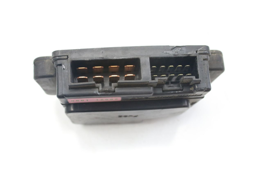 photo de PORTE FUSIBLE KAWASAKI ZZR 600 (1995 - 2004)
