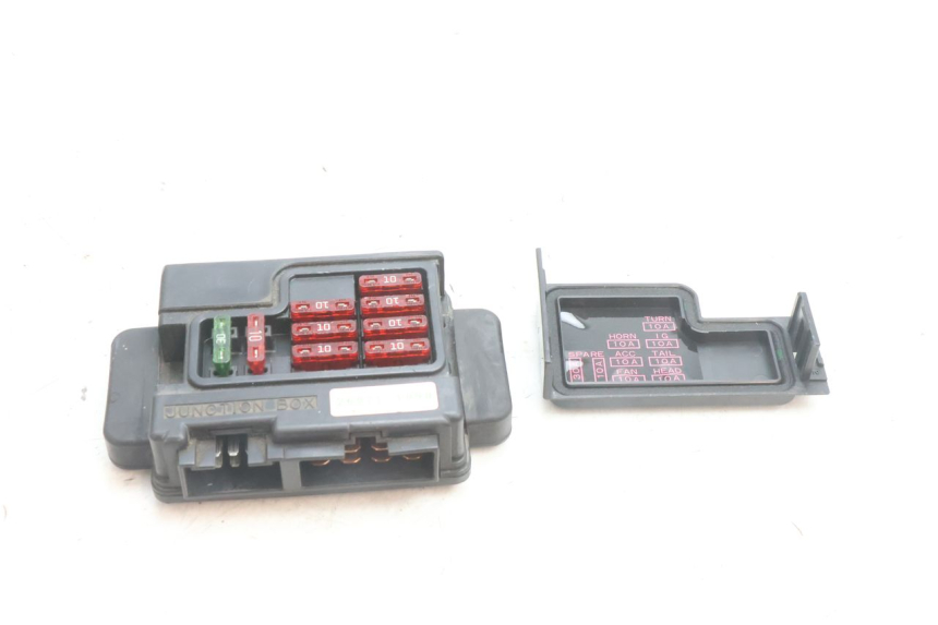 photo de PORTE FUSIBLE KAWASAKI ZZR 600 (1995 - 2004) - Vue principale