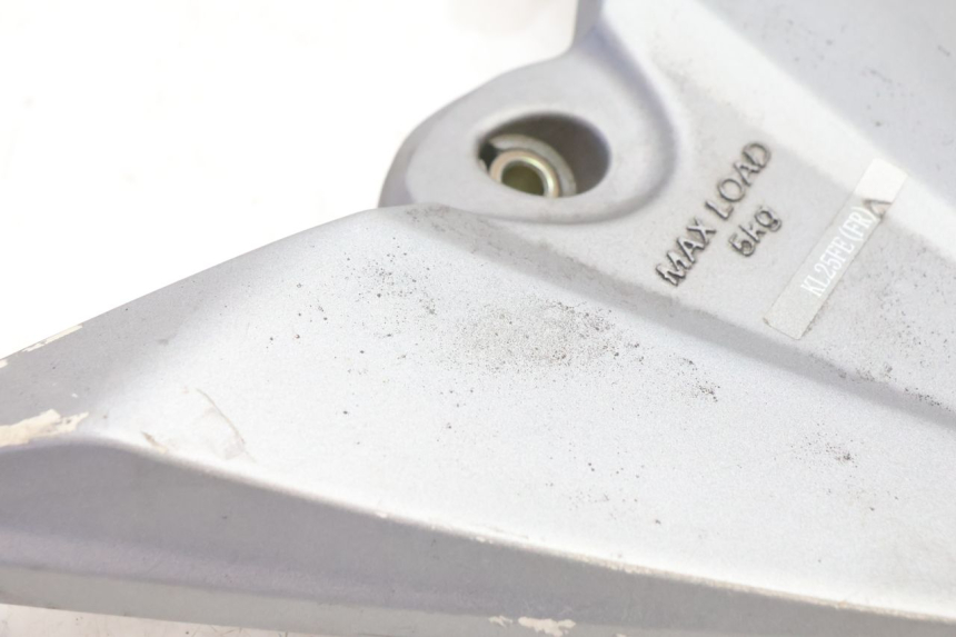 photo de PORTE PAQUET KYMCO AGILITY CITY 16P 125 (2015 - 2024) - Autre angle de vue