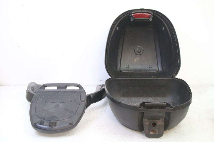 photo de PORTE PAQUET PEUGEOT CITYSTAR 50 (2013 - 2017)