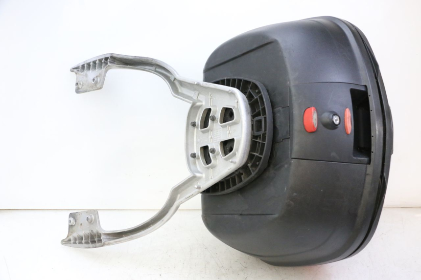 photo de PORTE PAQUET PEUGEOT CITYSTAR 50 (2013 - 2017)