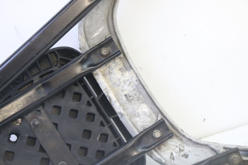 photo de PORTE PAQUET PEUGEOT ELYSTAR 50 (2002 - 2014)