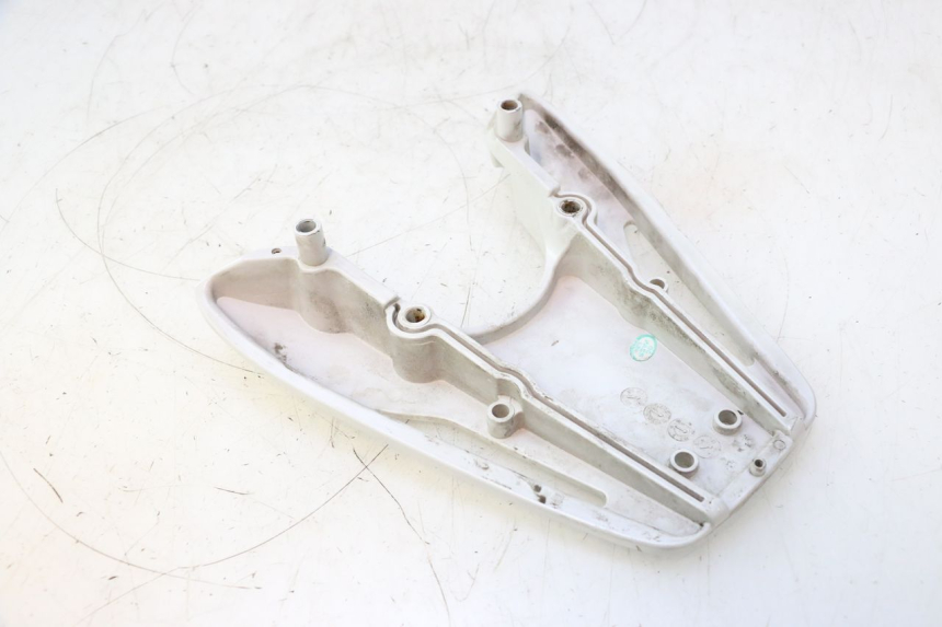photo de PORTE PAQUET KEEWAY F-ACT NAKED 50 (2009 - 2014) - Zoom état d’usage