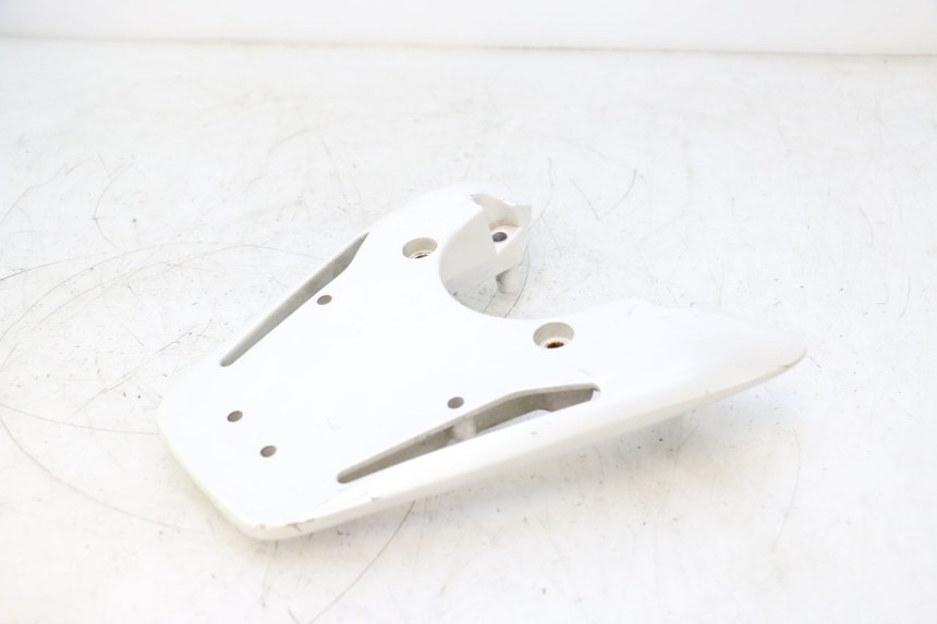 photo de PORTE PAQUET KEEWAY F-ACT NAKED 50 (2009 - 2014) - Gros plan technique