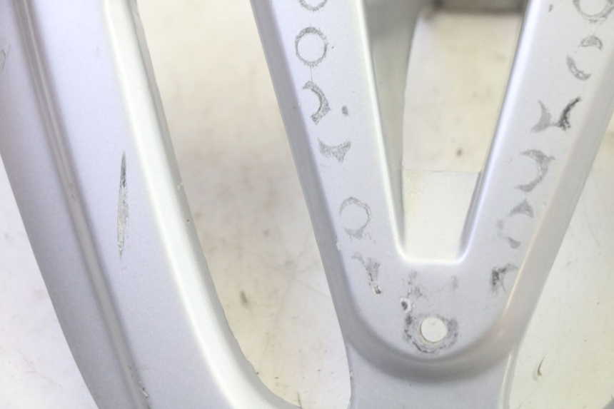 photo de PORTE PAQUET SYM FIDDLE 3 III 125 (2014 - 2020) - Gros plan technique