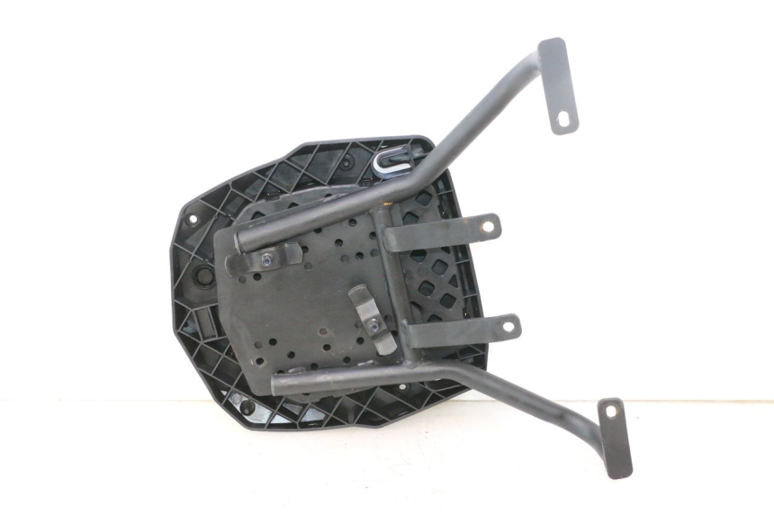 photo de PORTE PAQUET PIAGGIO FLY 2T 50 (2004 - 2017) - Pièce contrôlée