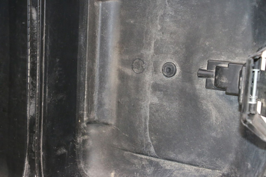 photo de PORTE PAQUET KAWASAKI GPX F ZX750F 750 (1986 - 1990) - Autre angle de vue